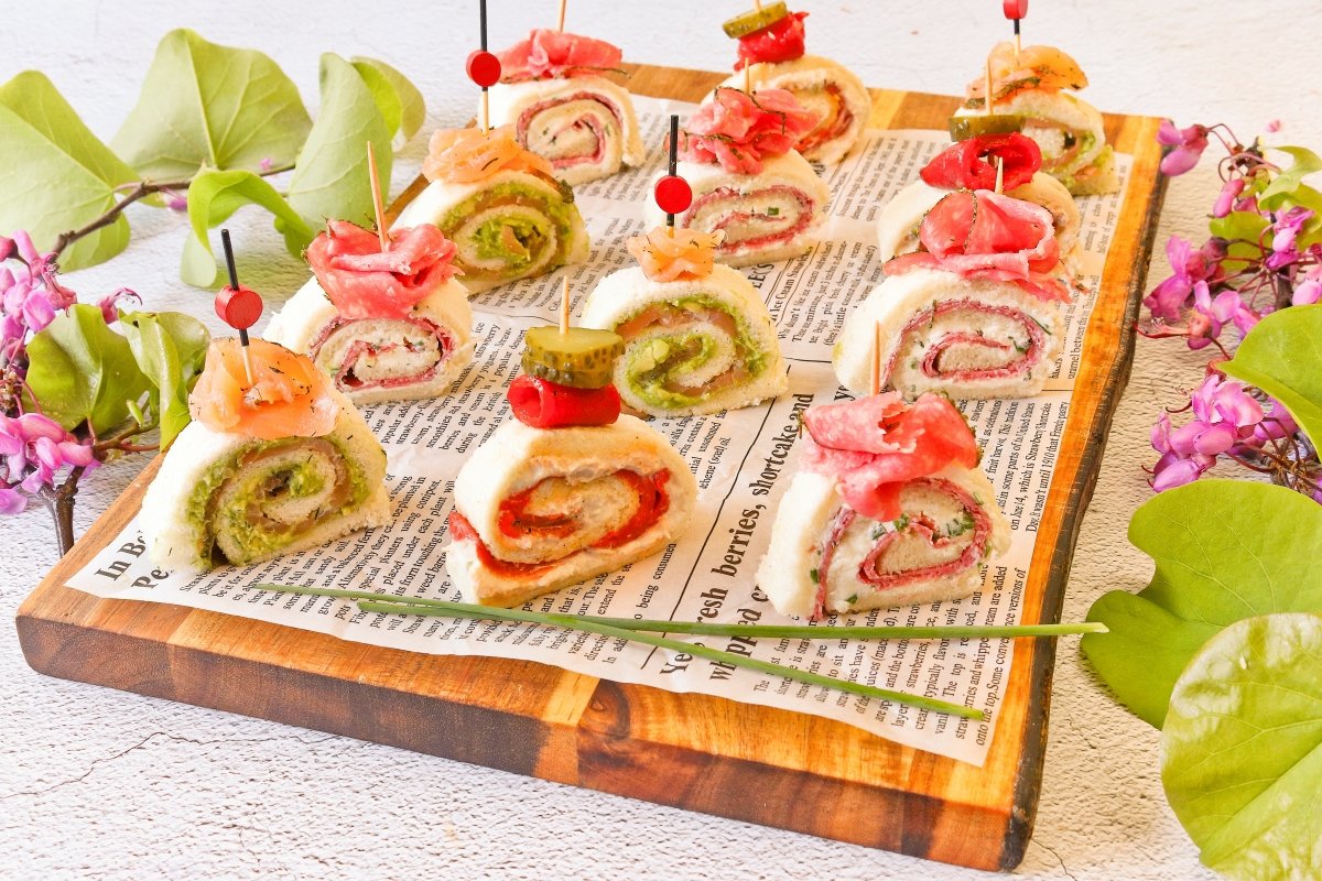 Rollitos de pan de molde