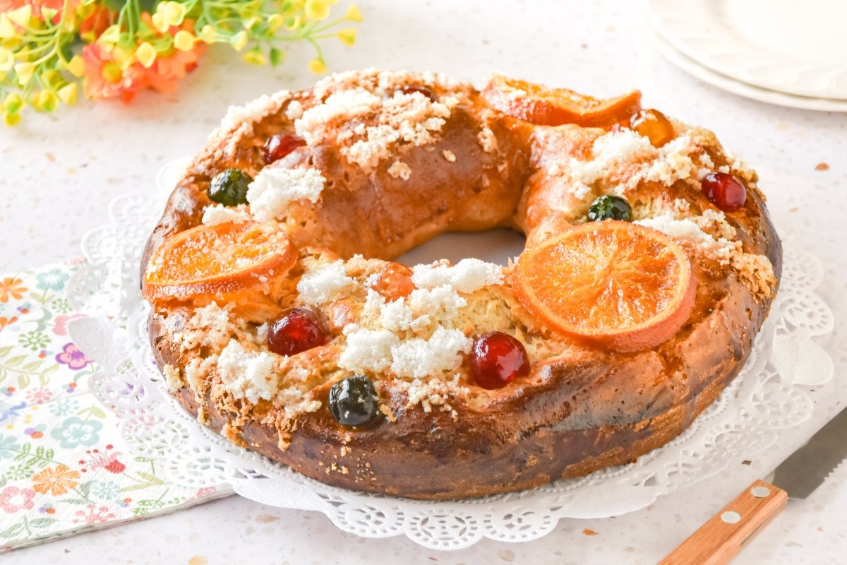 Roscón de Reyes sin gluten preparado en casa