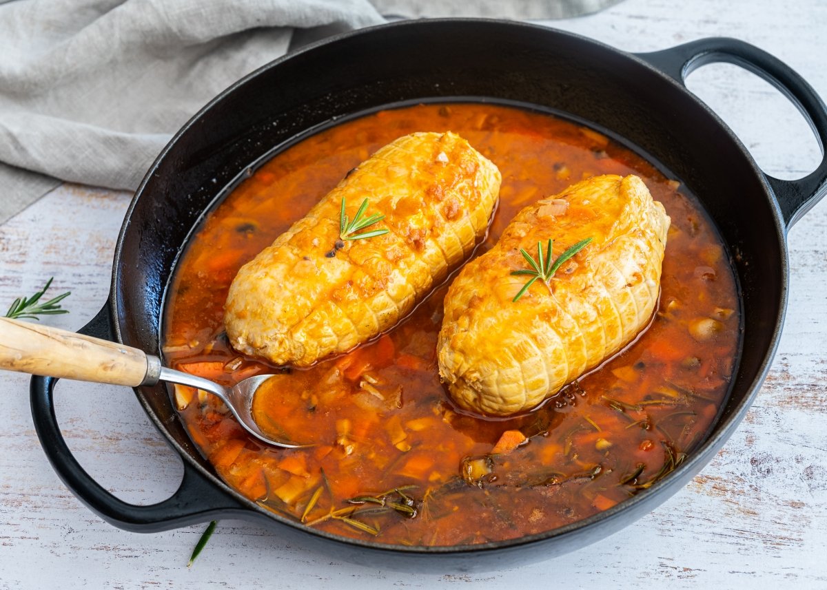 Roti de pollo recién hecho