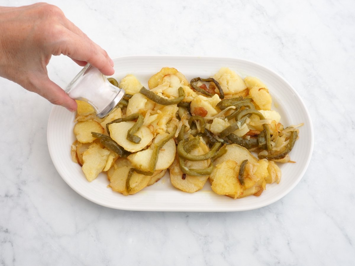 Salar las patatas a lo pobre