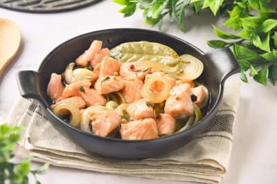 Salmón en escabeche