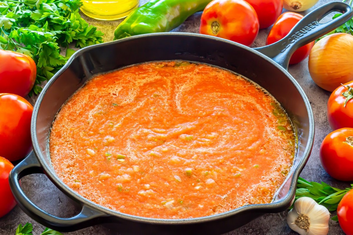 Salsa de tomate para el bonito