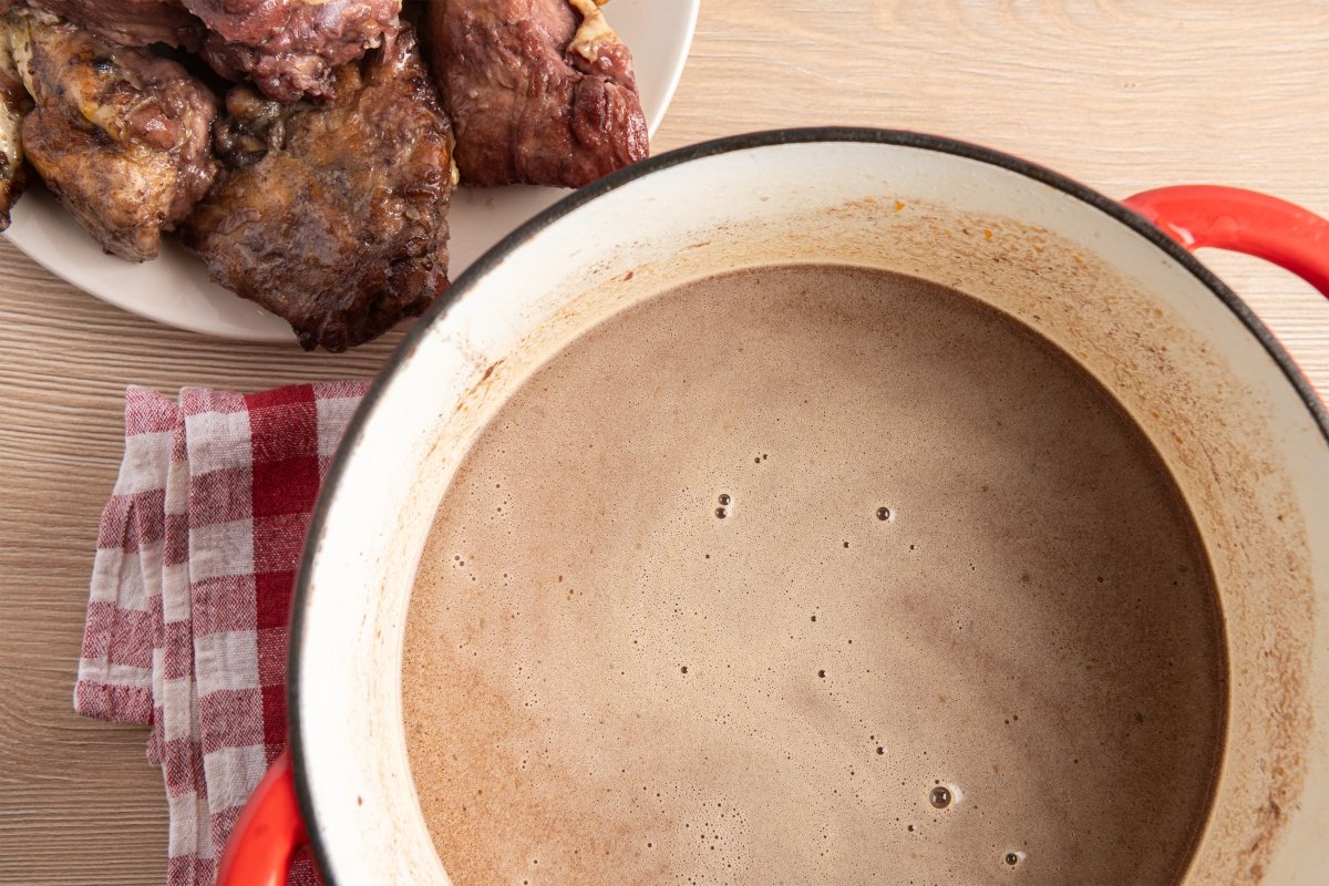 Salsa triturada del coq au vin