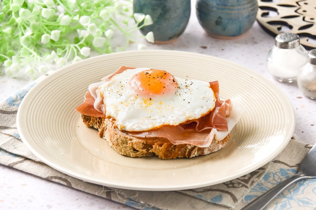 Sándwich alemán Strammer Max