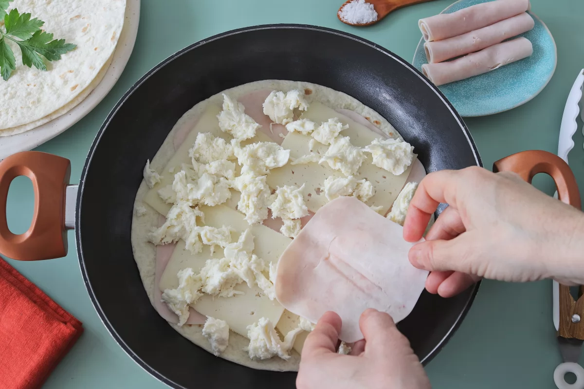 Segunda capa de jamón sincronizadas de jamón y queso