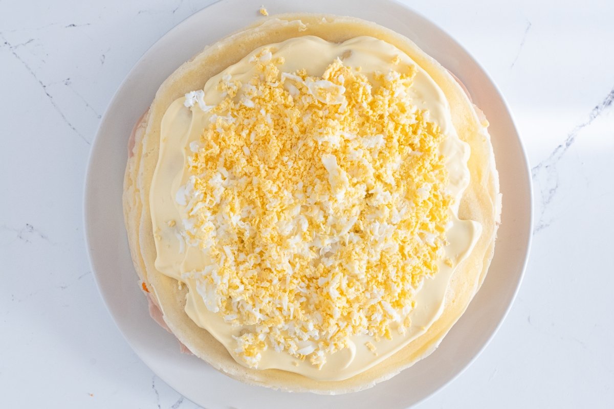 Servimos la torre de panqueques