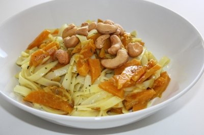 Noodles con calabaza al curry (fideos de arroz)