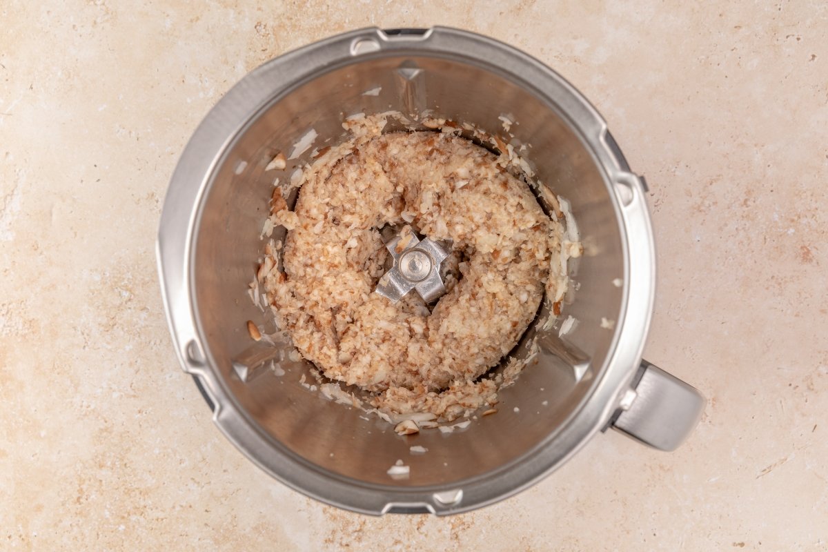 Setas picadas para el risotto de setas en Thermomix