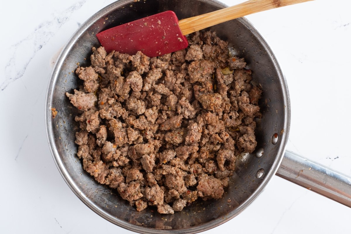 Sofreímos la carne de la tacos salad