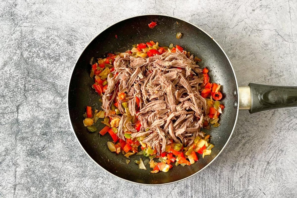 Sautéed vegetables with shredded beef