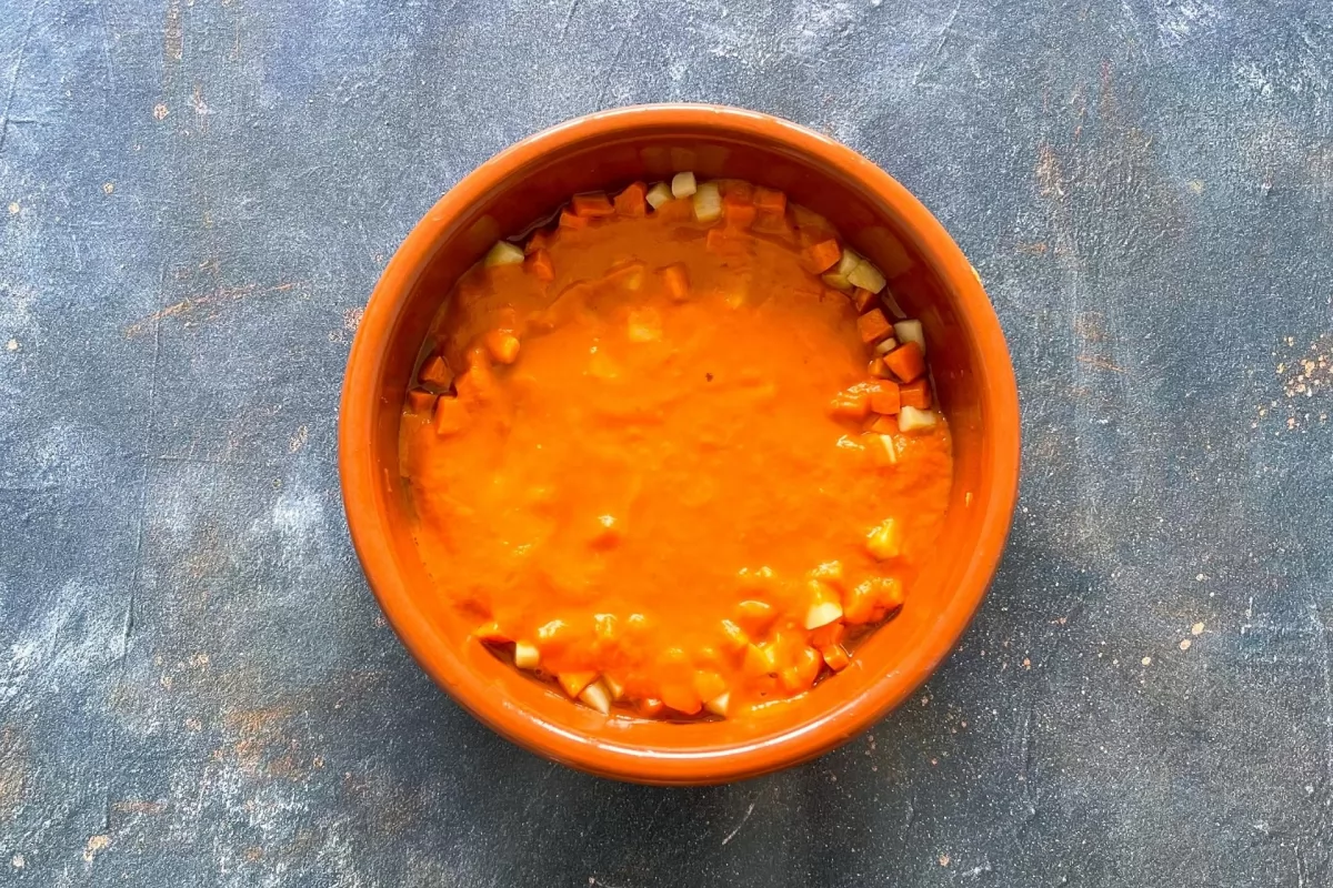 Sofrito de patata y zanahoria con la mezcla triturada
