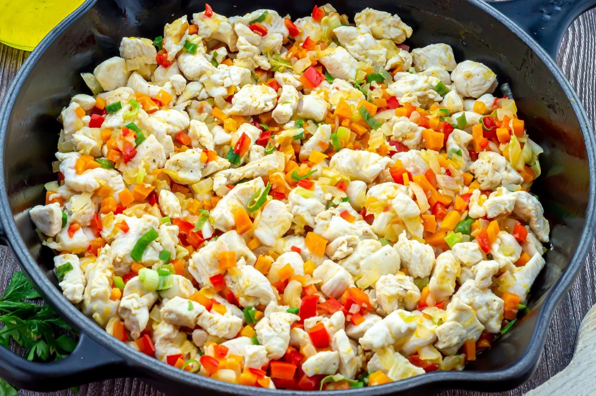 Fried vegetables with chicken for the cake