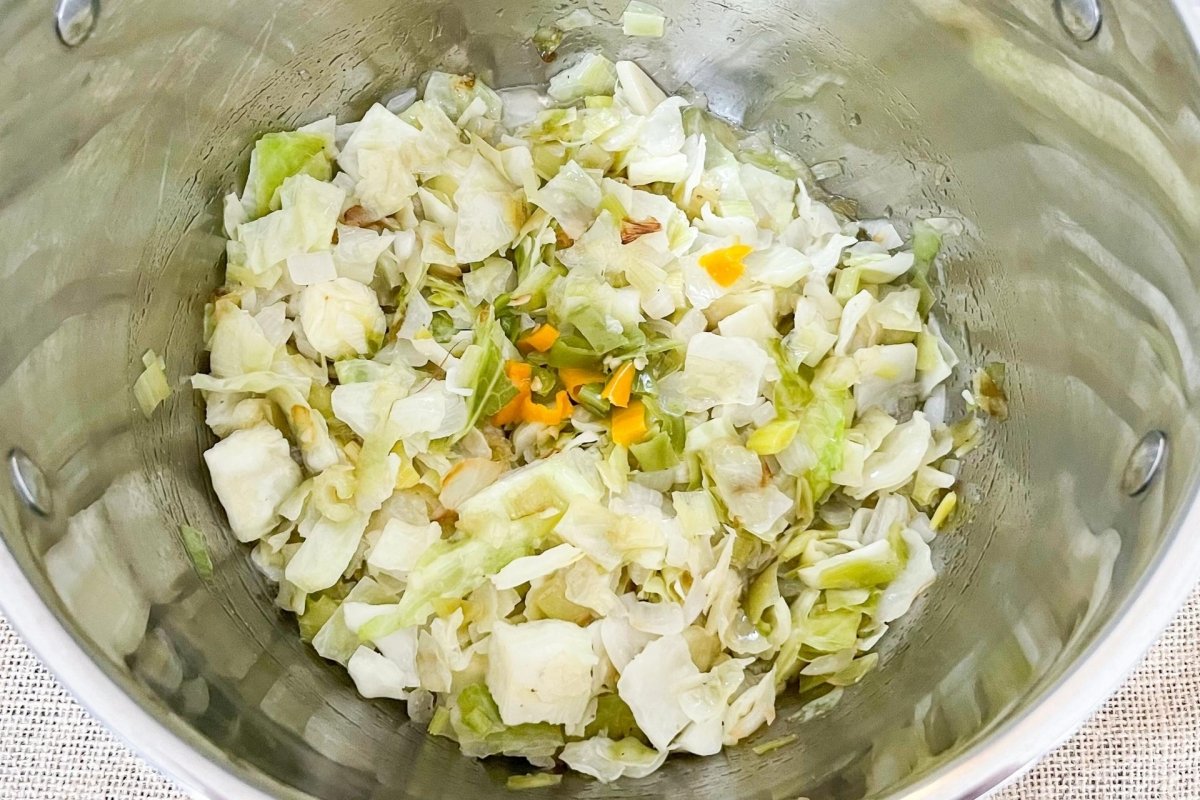 Sofrito de verduras para elaborar sancocho