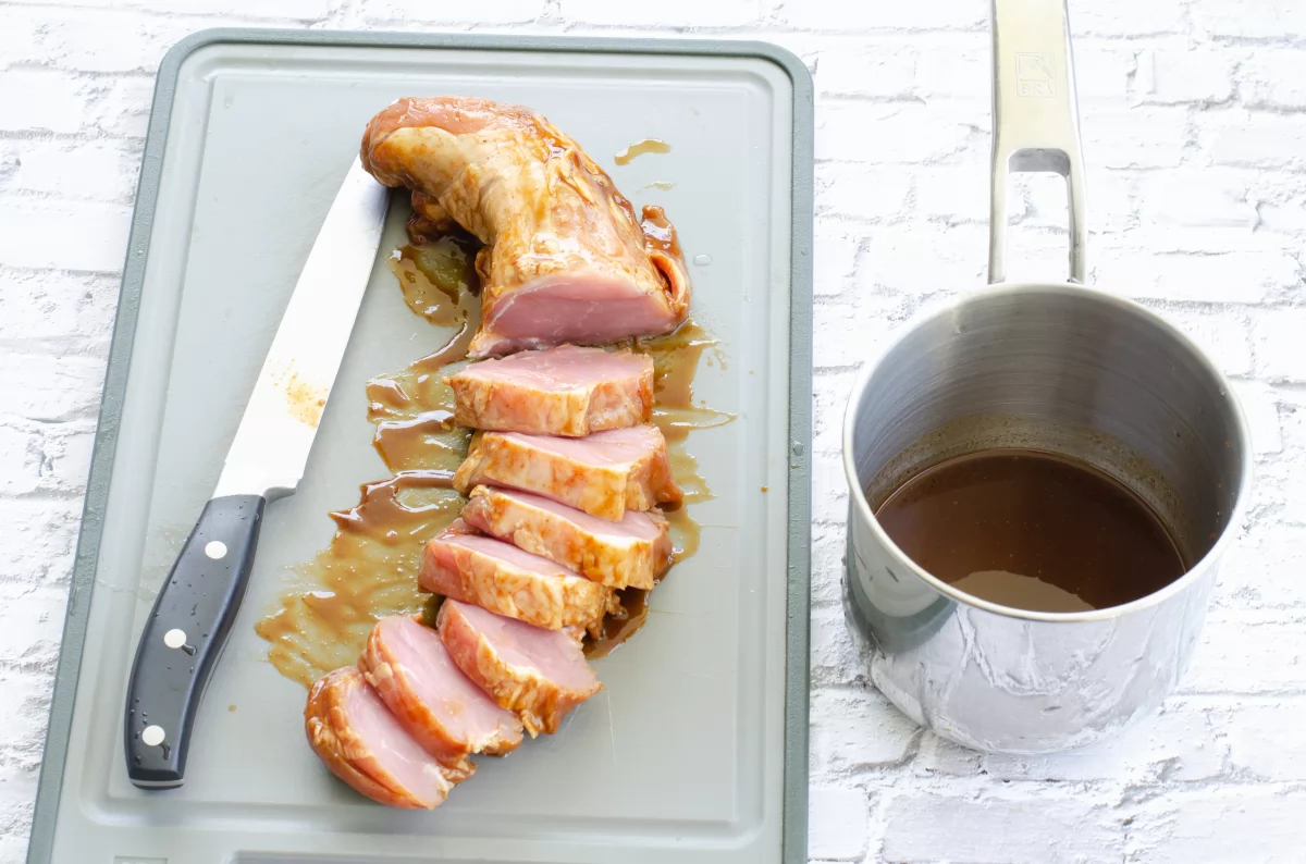 Solomillo de cerdo con salsa hoisin 6 Solomillo de cerdo cortado para asar