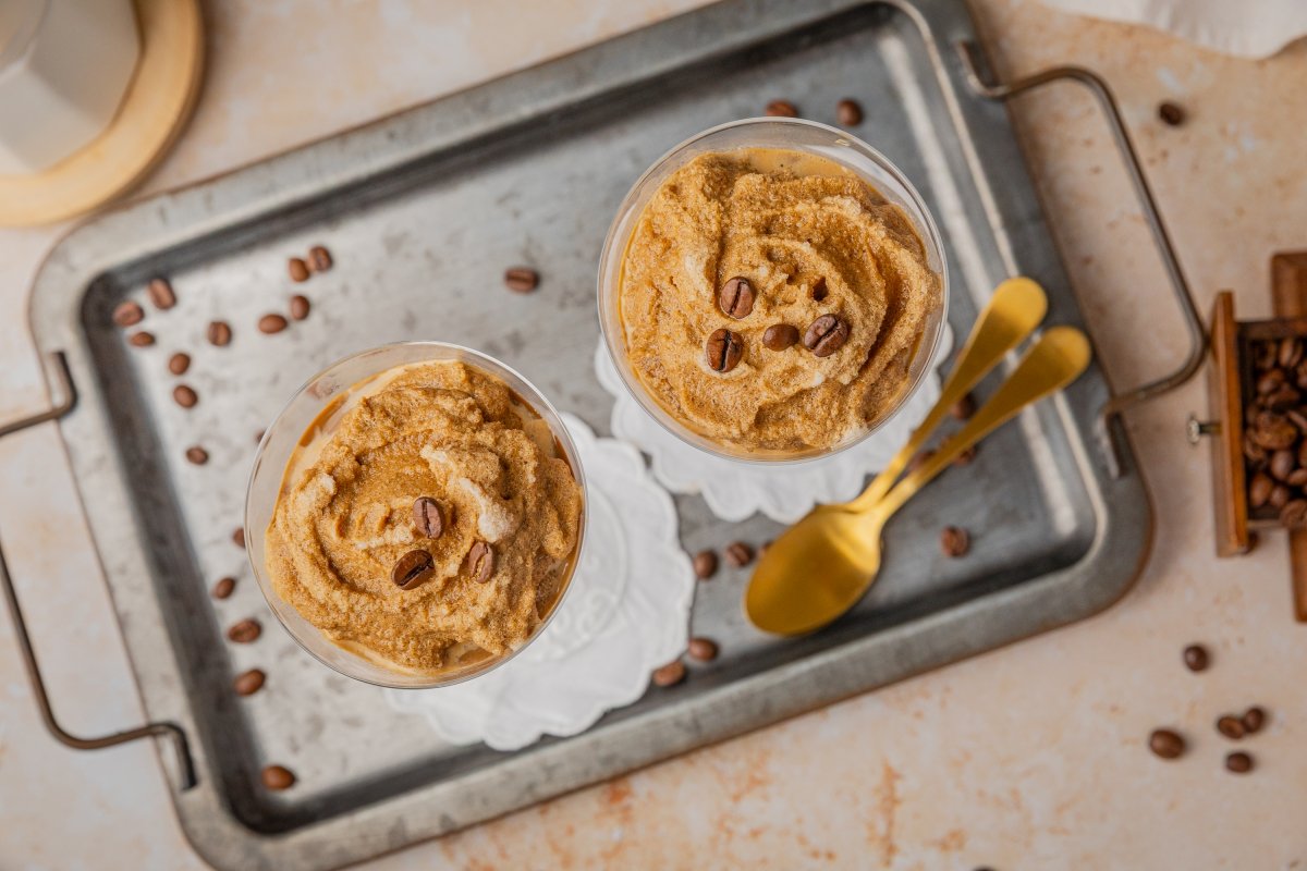 Sorbete de café servido