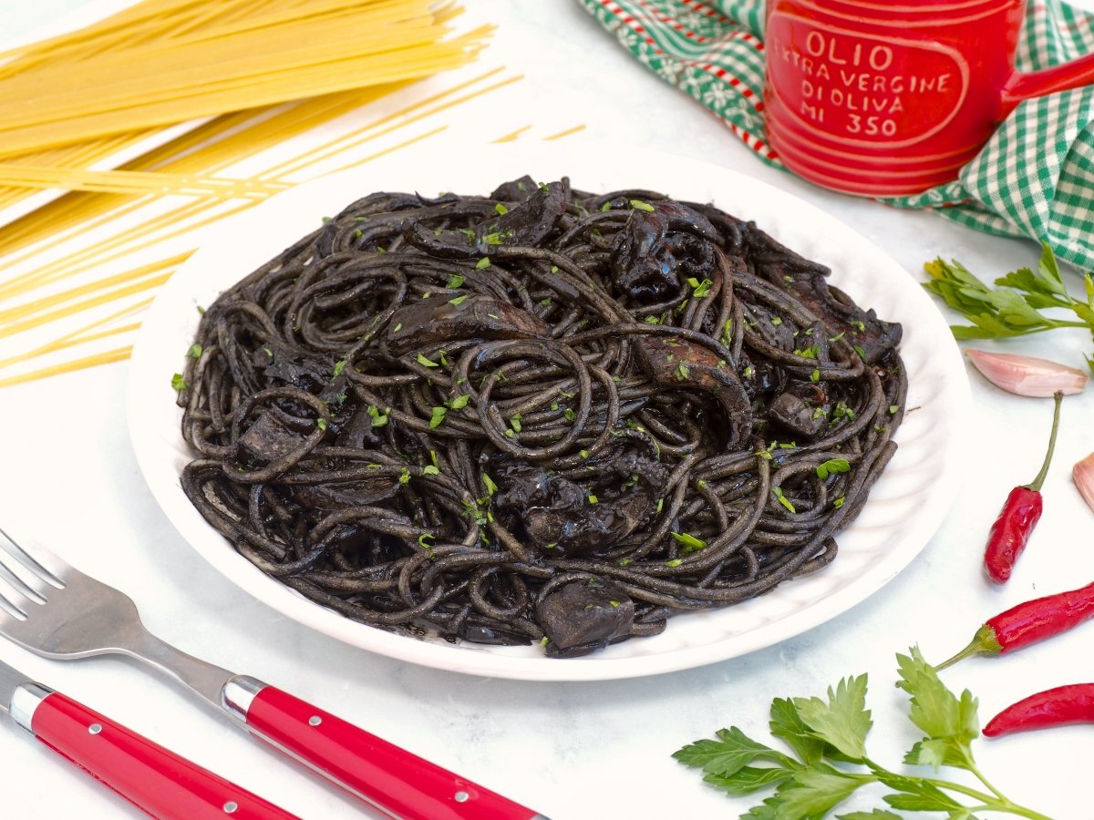Spaghetti al nero di seppia