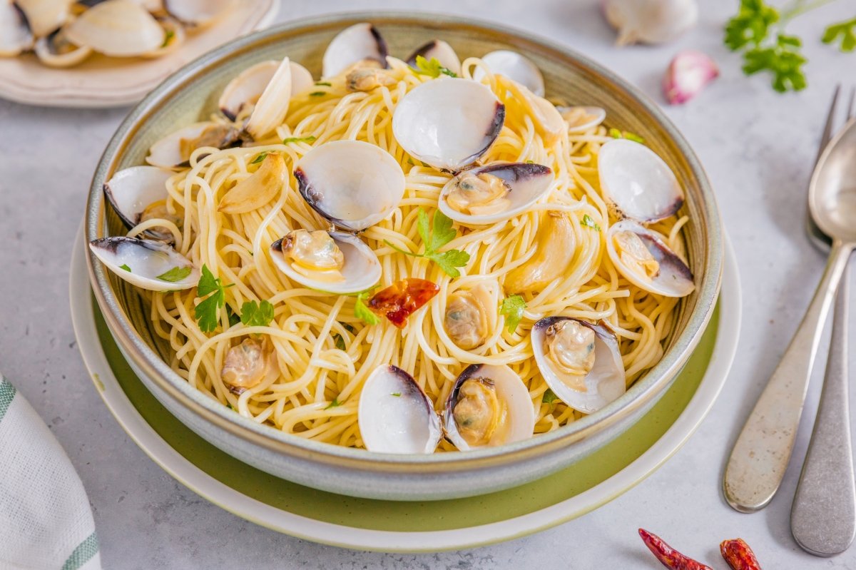 Spaghetti Alle Vongole La Exquisita Receta Italiana De Espaguetis