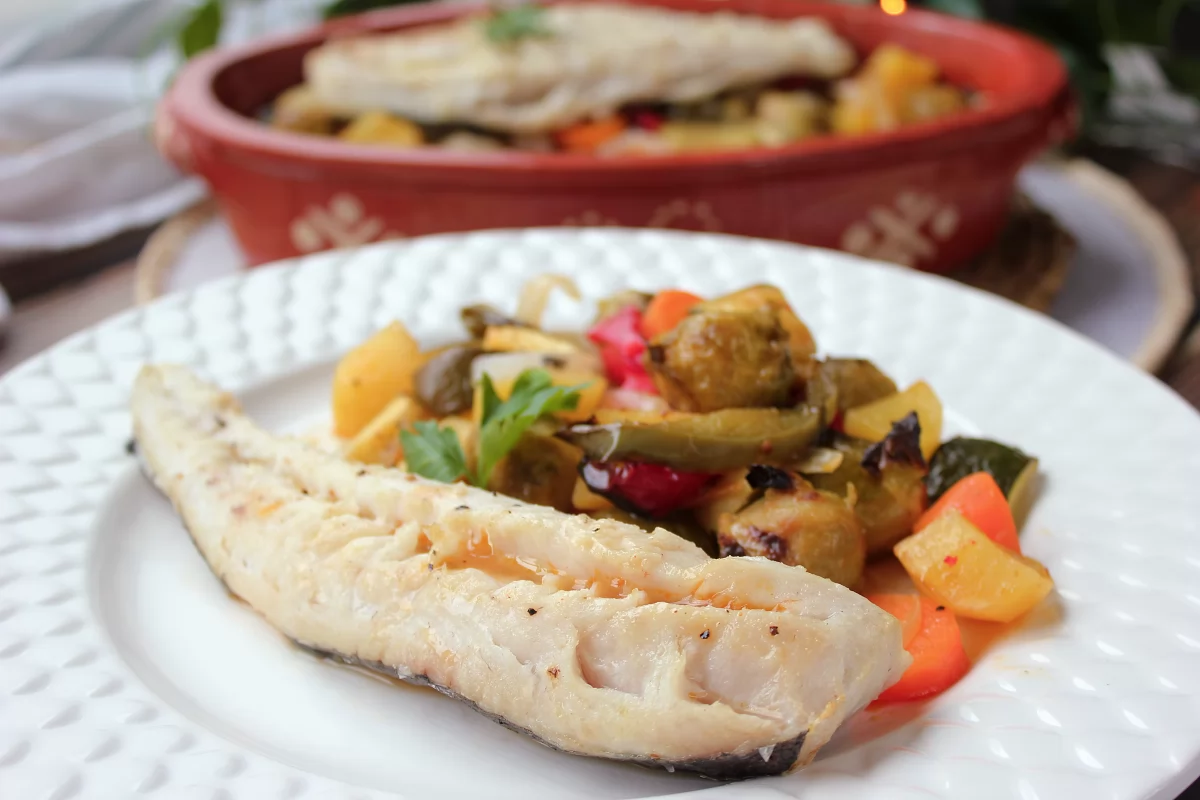 Merluza con verduras al horno 8 Sugerencia de presentación de la merluza con verduras al horno