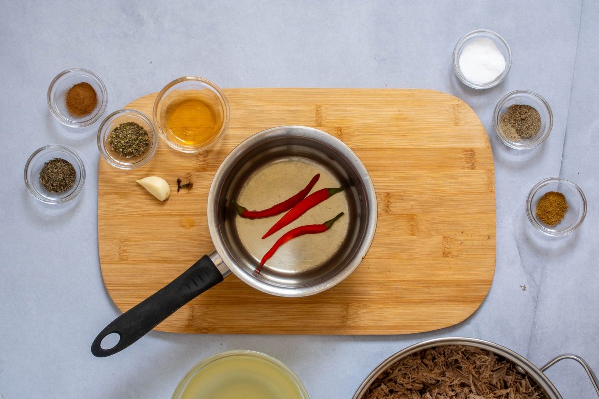 Tacos de barbacoa hervir chiles