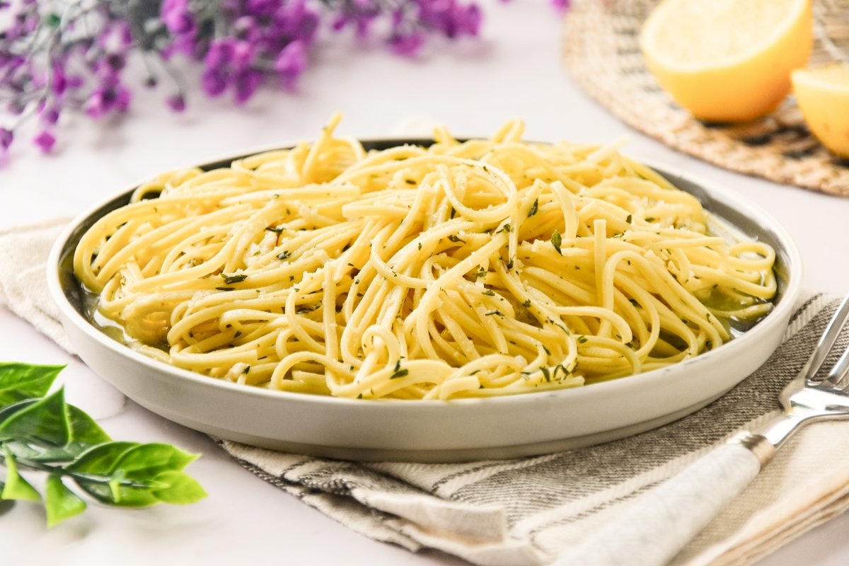 Tagliolini al limone listos para comer