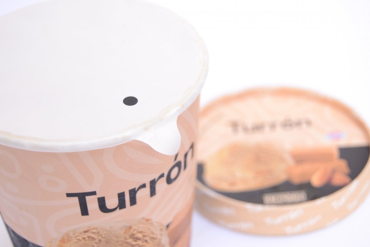 Tapa protectora del helado de turrón de Mercadona