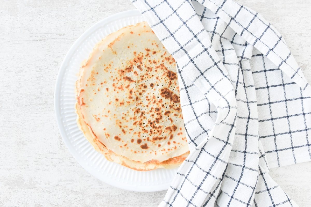 Tapamos los crepes para que se mantengan calientes