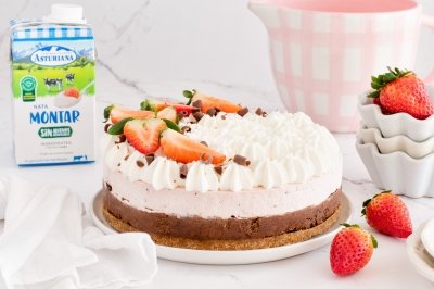 Tarta Mousse de Fresa y Chocolate con Nata para Montar
