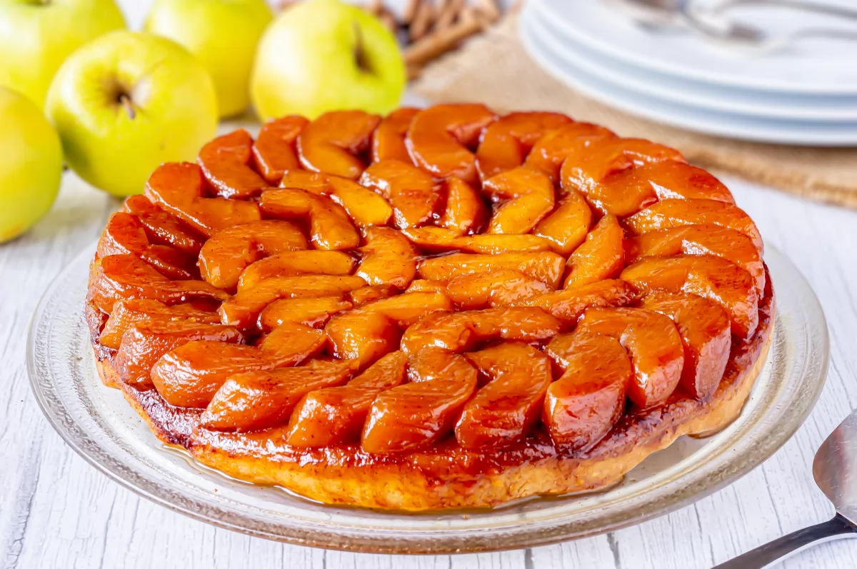 Los 20 postres y dulces más famosos y ricos del mundo 10 Auténtica tarta tatín de manzana.
