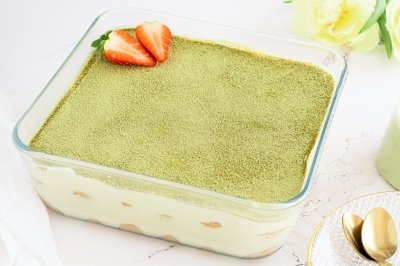 Tiramisú de té matcha