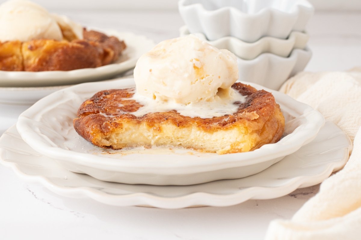 Torrijas caramelizadas con helado