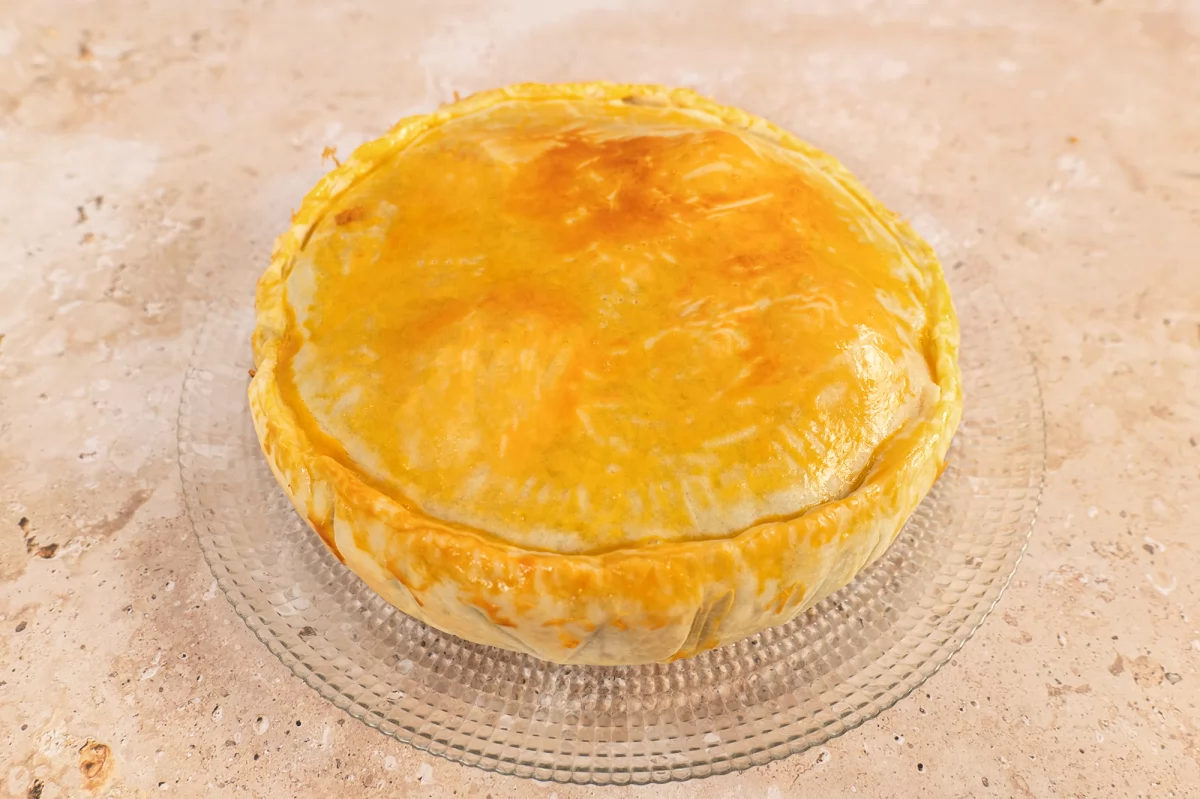 Torta pascualina entera