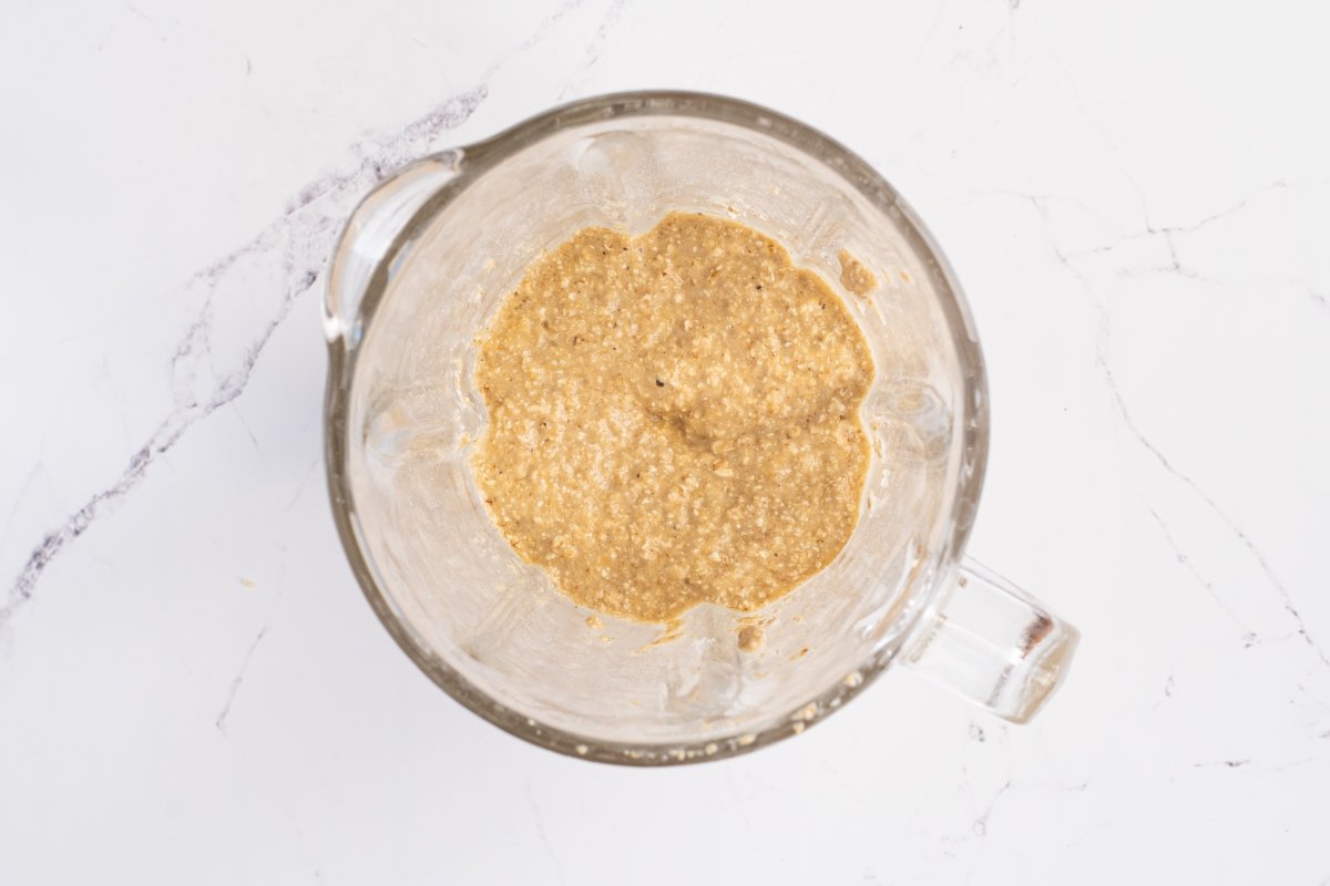 Trituramos la masa de los gofres de avena