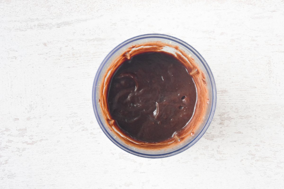Trituramos la salsa de ciruelas
