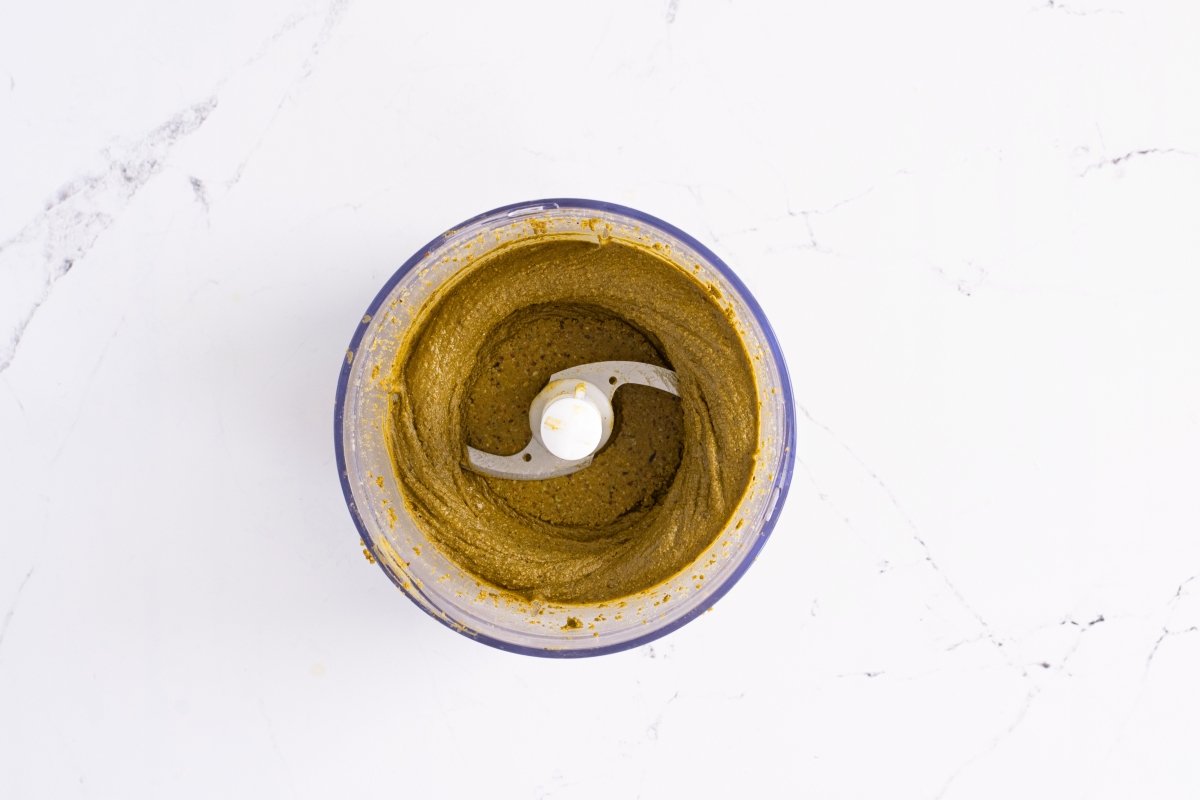 Trituramos los pistachos del helado de pistacho