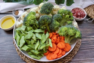 Cómo se clasifican los alimentos según su origen y función