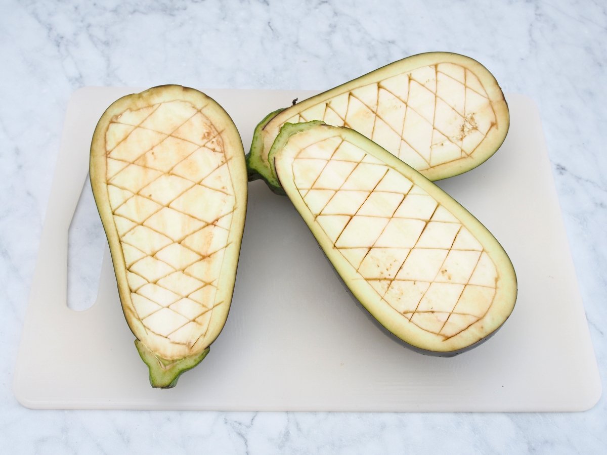 Trocear manzana y cebolla