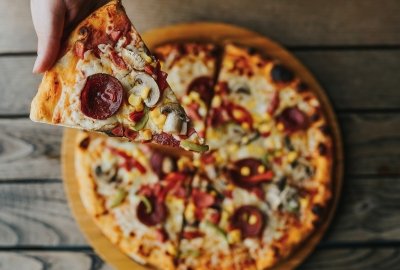 Convierte los bordes de pizza sobrantes en nuevos bocados irresistibles