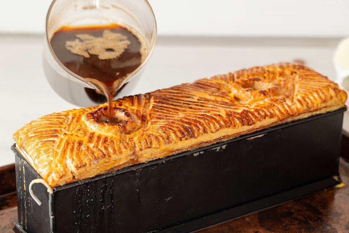 Vertemos la gelatina de Jerez en las chimeneas