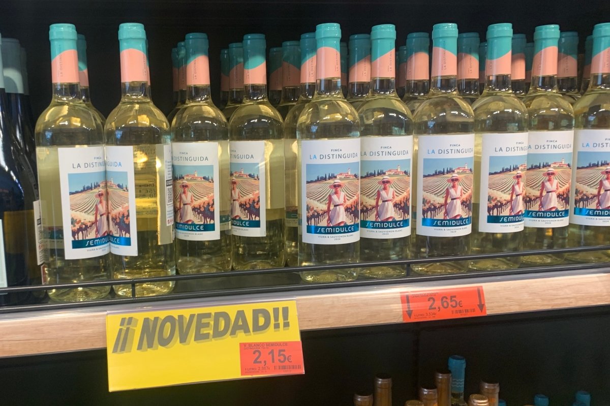 Vino semidulce La Distinguida de Mercadona