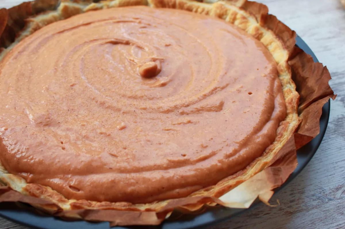 Vista de la tarta de boniato antes de hornear *