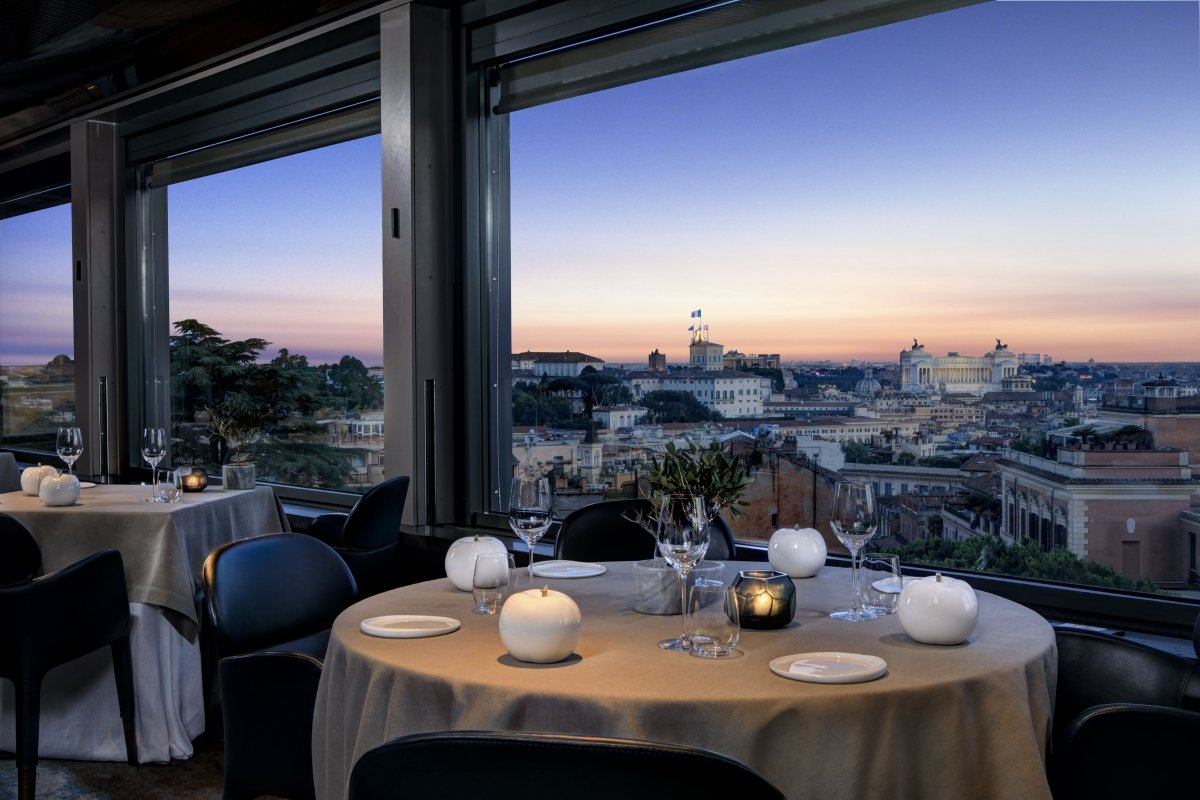 Vistas del restaurante La Terrazza en la ciudad de Roma