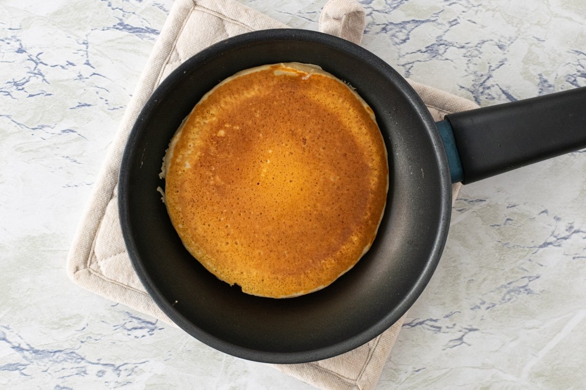 We flip the homemade American pancakes or pancakes