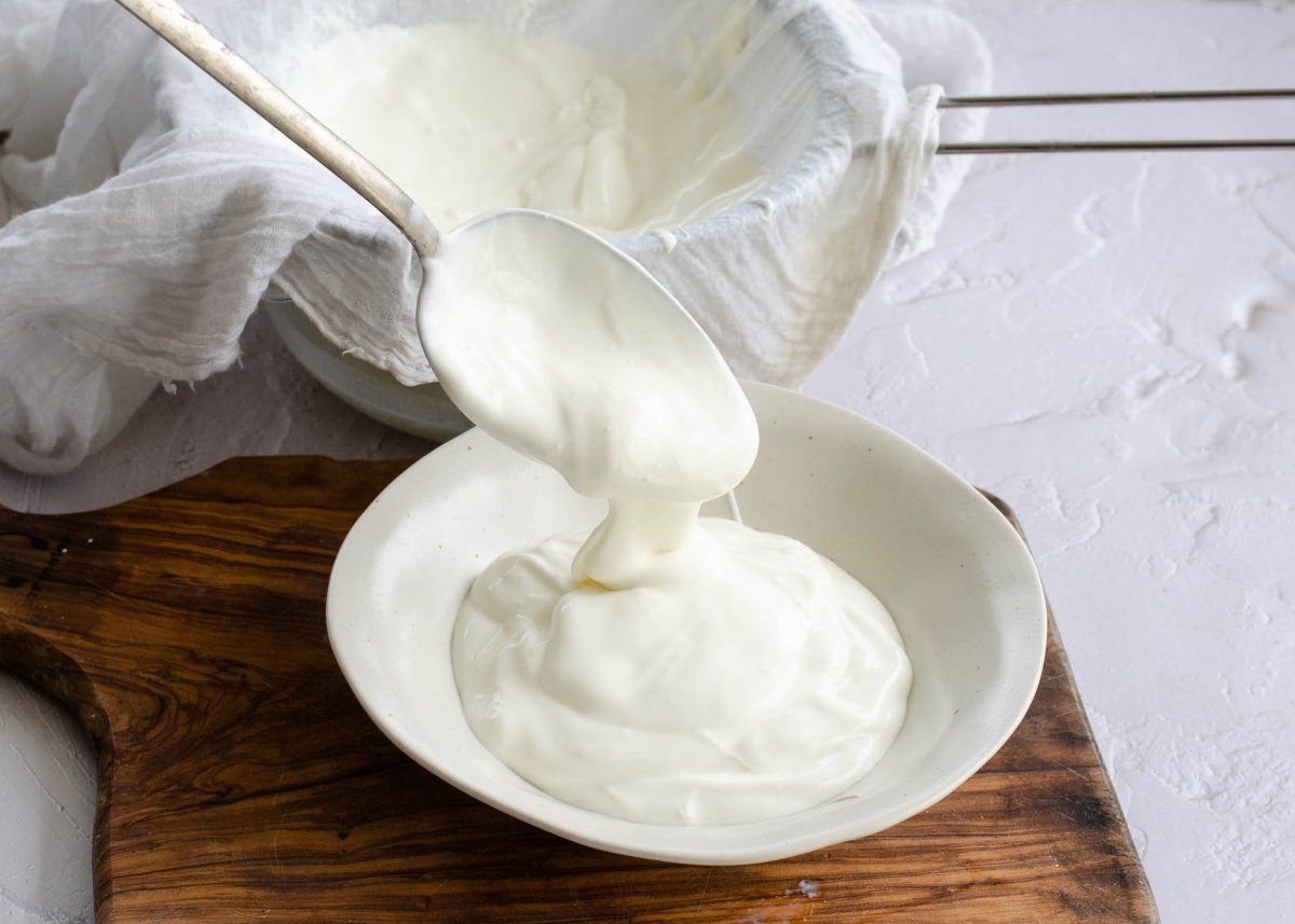 Yogur griego en bol