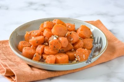 Zanahorias aliñadas