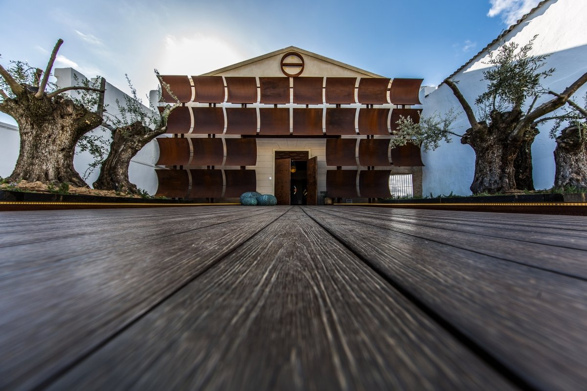 Zona de entrada del restaurante Aponiente de Ángel León