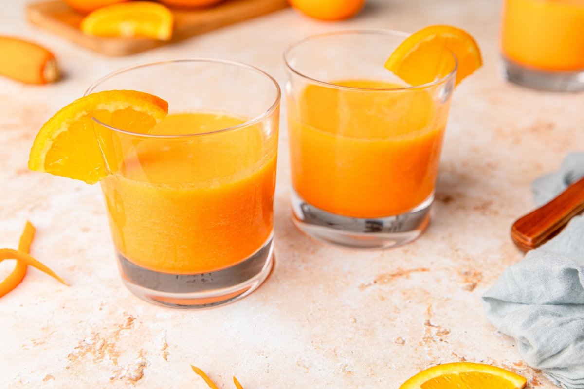 Zumo casero de zanahoria y naranja