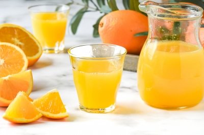 ¿Los zumos de fruta son buenos o malos?